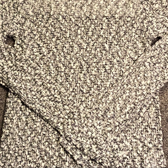 NWOT Aeropostale Long Sleeve Fuzzy Shirt - Picture 4 of 6